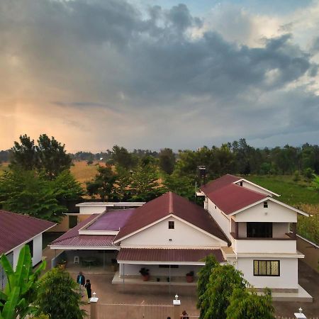 Kilimanjaro Country House Moshi Esterno foto