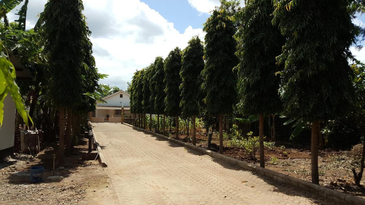 Kilimanjaro Country House Moshi Esterno foto