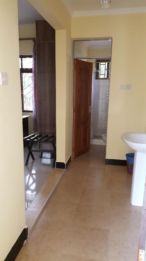 Kilimanjaro Country House Moshi Esterno foto